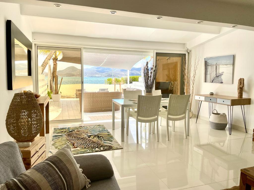 Villa Cocoon Sur La Plage Sandy Ground Eksteriør bilde